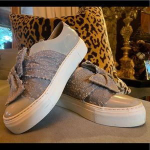 ATTILIO GIUSTI LEOMBRUNI Bow Patent Sneaker